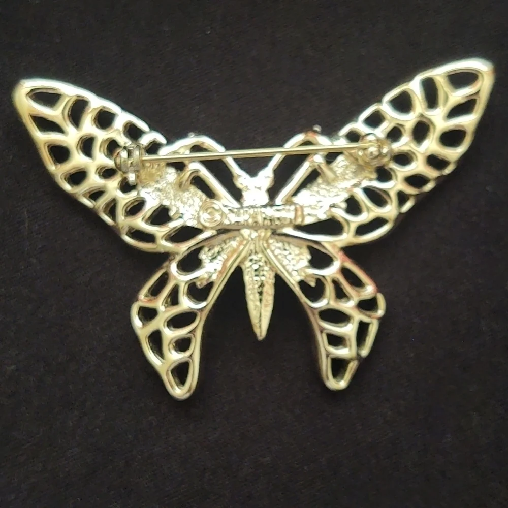 Sarah Coventry Vintage Gold Toned Butterfly Brooch - Picture 2 of 3